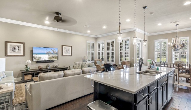 2 Golf Carts ~ Golf Course View ~ Community Pool