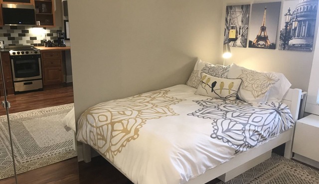 #2 Great studio apt with garage, near 590/490