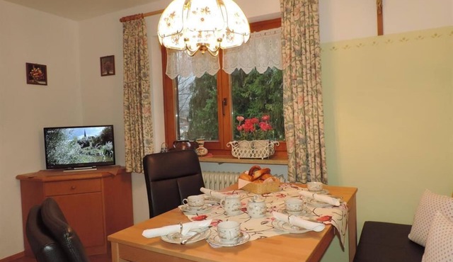 2 Holiday apartment Hirschsprung - Gästehaus Breyer in Obermaiselstein