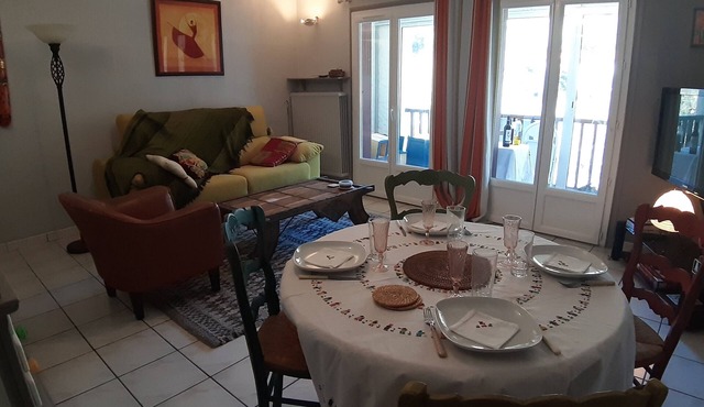 2* - Holidays or spa in Oratori, Nice T2 garage and parking
