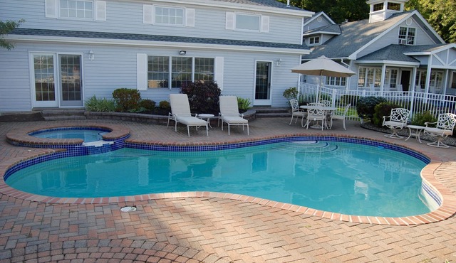 2 Home Lake Front Estate with pool and hot tub