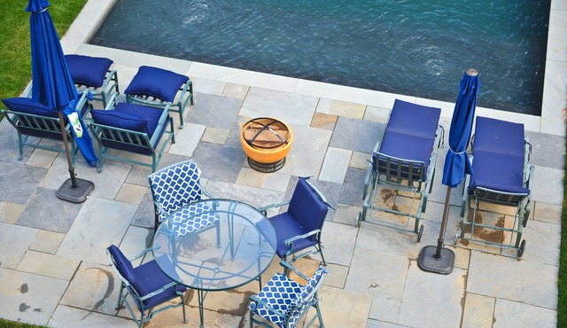 2 Hrs NYC, Best Skiing, Shops, Dining,2 Gas Fires,WASHINGTON PoshPadsCT, HotTub