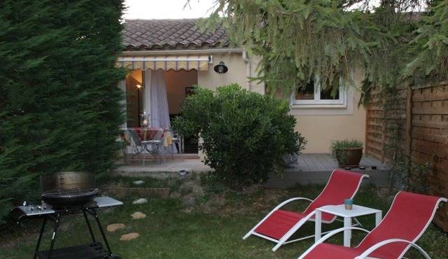 2 independent apartments on the ground floor