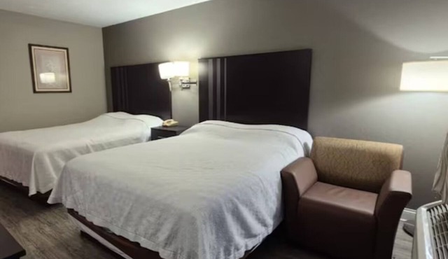 2 Inviting Rooms Located Near Candy Factory, Mall & Park Trails | Free Parking
