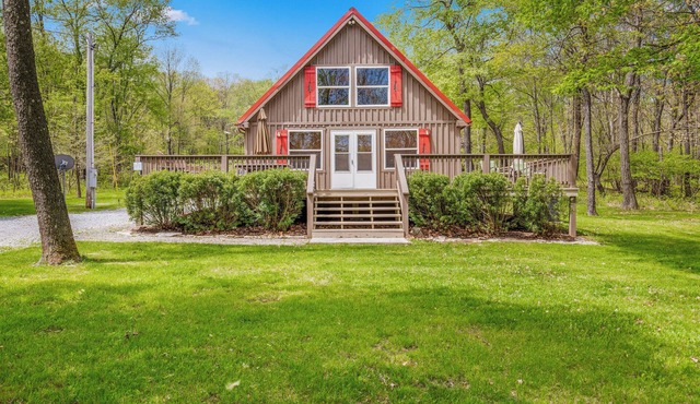 2 King BR - 6+acres - WiFi - Fire pit - LrgDeck - Grill - W/D