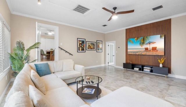 2 King Suites | Hot Tub | Large Patio | Sleeps 12