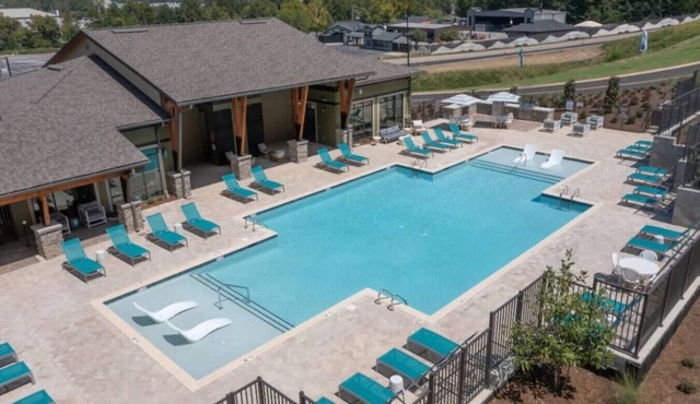 2 King Suites + Pool Near Oak Mountain