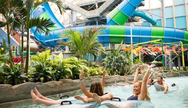 2 Lake Cabins Pool Hottub Game Room 23acs