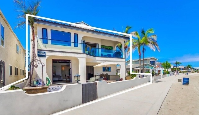 2 Levels of WaterFront ☆ Exclusive 1,000sf Ground Level Patio ☆ AC
