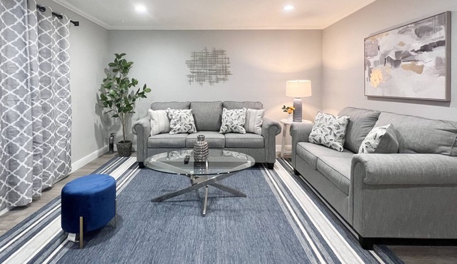 2 master! Modern 4B3B+A/C+free parking