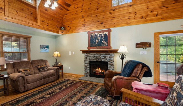 2 Master Suites - Clean - Cozy - WiFi - Elk - Covered Porch - ezAccess - 5 Stars