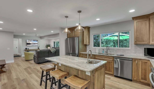 2 Master Suites | Newly Renovated | Modern Retreat