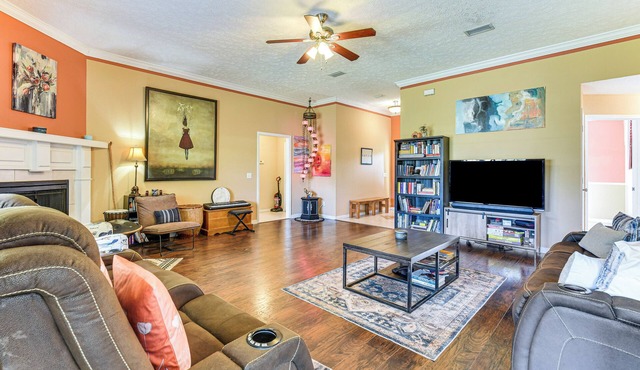 2 Mi to Beach & Boating: Family Home in Lynn Haven