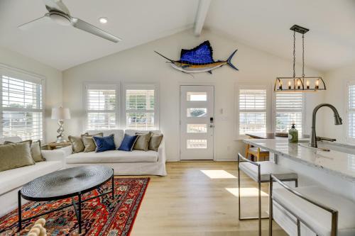 2 Mi to Beach + Fishing Pier: Gulf Coast Retreat