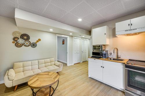 2 Mi to Des Moines Beach Park Mod Des Moines Apt