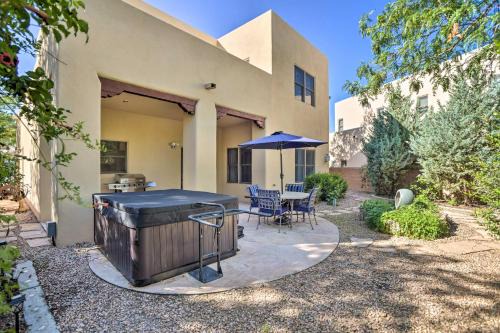 2 Mi to Downtown Sante Fe: 4BR Retreat w/Patio