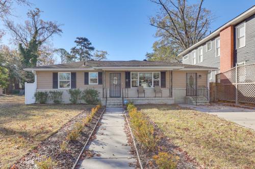 2 Mi to Downtown Savannah Dog-Friendly Home!