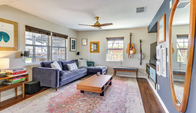 2 Mi to Dtwn: Austin Gem w/Patio & Yard