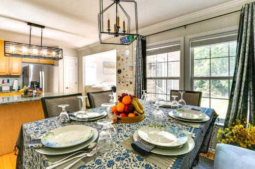 < 2 Mi to Dtwn Hagerstown: Townhome w/Fireplace