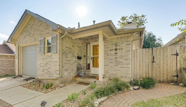 2 Mi to Dtwn! Modern Round Rock Oasis w/Patio