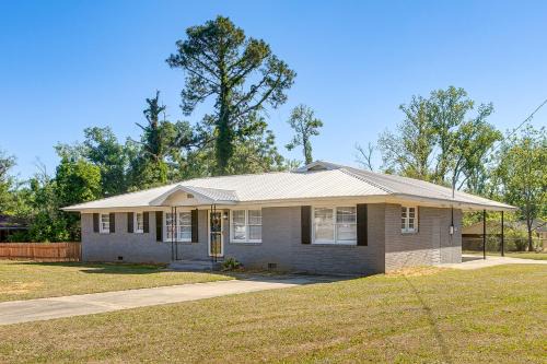 2 Mi to Dtwn Vidalia! Pet-Friendly Retreat with Yard