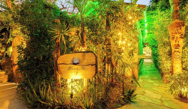 2 Mi to Echo Park: Funky Silver Lake Studio