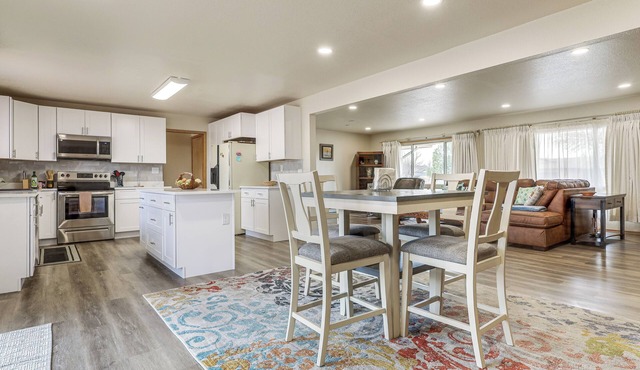 2 Mi to Golf Course! Family Home in Pueblo West