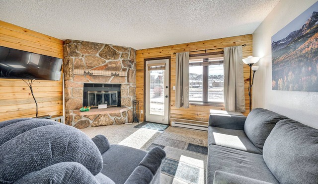 2 Mi to Granby Ranch: Mtn-View Studio w/Perks