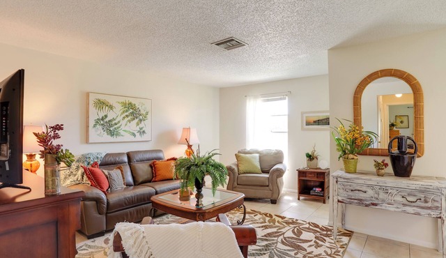 2 Mi to Hobe Sound Beach: Townhome w/Lanai