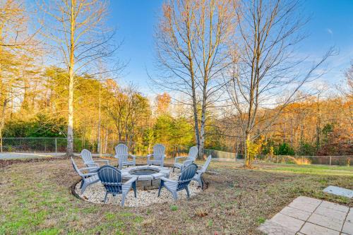 2 Mi to Lake Cumberland Access Home with Grill