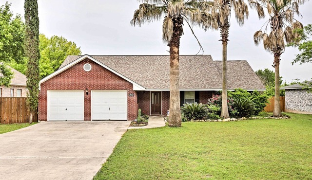 2 Mi to Lake McQueeny: Gem w/Covered Patio