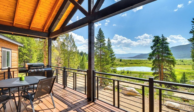 2 Mi to Lake: Stunning Twin Lakes Home w/Deck