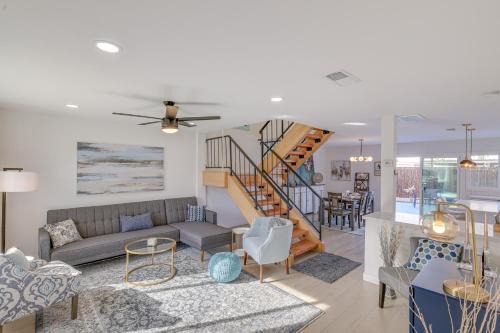 2 Mi to Old Town! Dog-Friendly Condo w/Pool