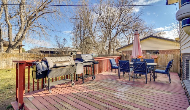 2 Mi to Olde Town! Pet-Friendly Haven w/Sunroom