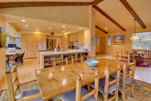 2 Mi to River Run Day Lodge: Family-Friendly Home