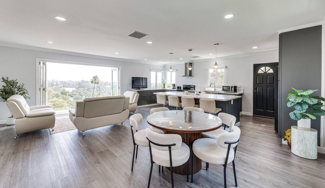2 Mi to Rose Bowl Stadium: Mtn-View Gem w/Patio