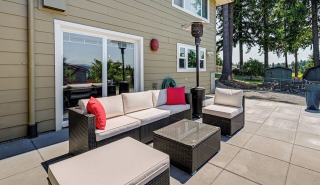 2 Mi to Saltwater State Park: Home in Des Moines