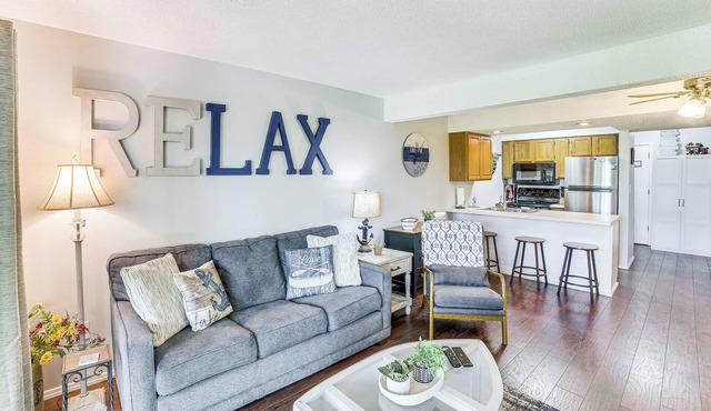2 Mi to Silver Dollar City: Reed Springs Condo