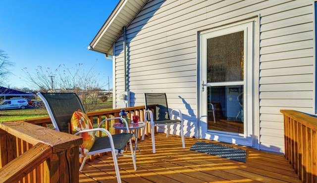 2 Mi to Stockton Lake: Family Home w/Grill