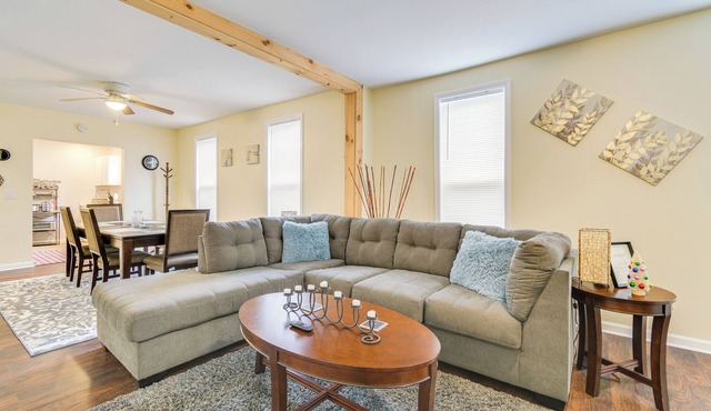 2 Mi to Syracuse University: Apt w/Fire Pit