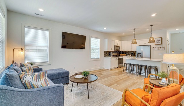 2 Mi to UT: Modern Retreat w/Covered Porch
