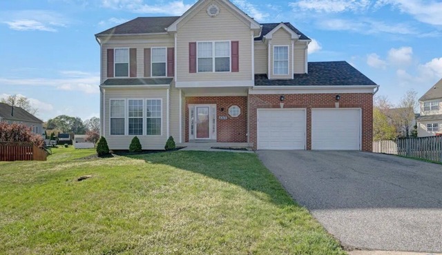 2 Miles from Downtown Clinton