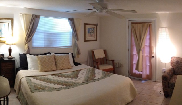 2 Miles to Siesta Key