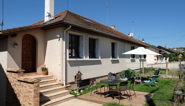 2 mins from the Château park gite Casableau Kidsfriendly family climber animaln