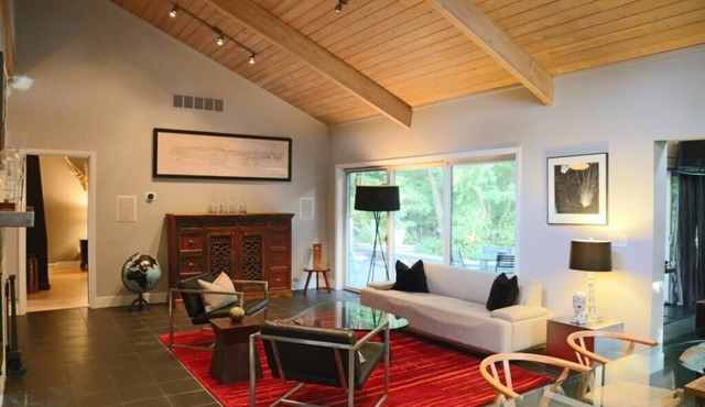 (2 Nt Min!) Beautiful Home Close To Lake Beach and National Park!