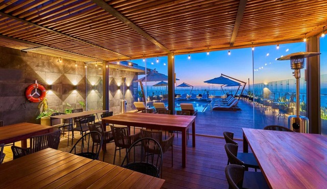 2 Ocean View Rooms in Ensenada – Perfect for Business & Leisure