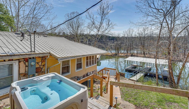 2 of Everything: Taneycomo House Resort!