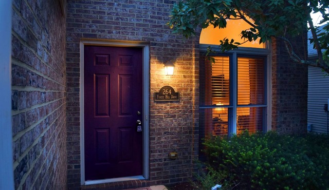 2 or 3 Bedroom/Baths House in Andover Convenient to All of Lexington