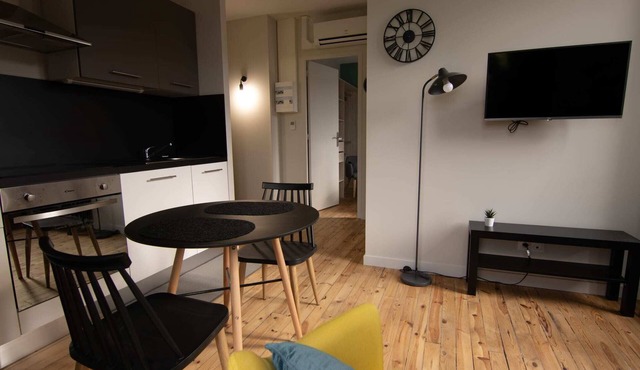 2-person air-conditioned 1-bedroom apartment near Aïga Resort Puy Chopine 101
