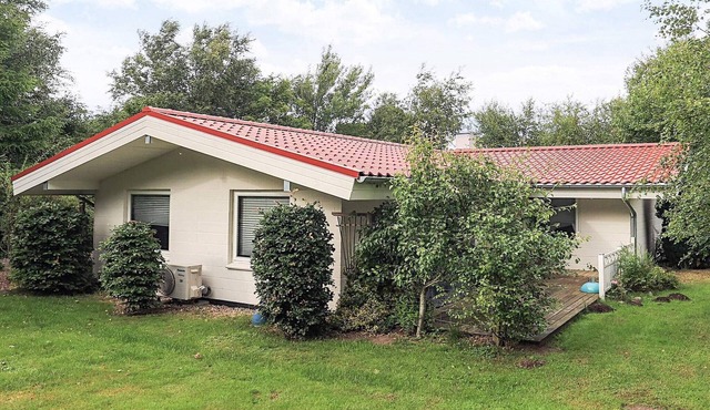2 person holiday home in Grenaa